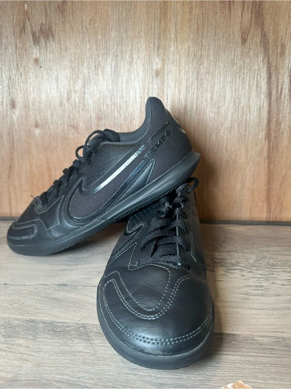 Nike classic lace